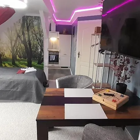 Best-preis -vip Lounge- Mit Netflix, Self-check-in, Ebike Ladestation, Fahrradraum, Wlan Und Netflix - Direkt Am Elberadweg Im Herzen Von * Wittenberge