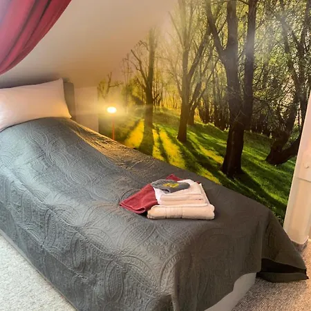Best-preis -vip Lounge- Mit Netflix, Self-check-in, Ebike Ladestation, Fahrradraum, Wlan Und Netflix - Direkt Am Elberadweg Im Herzen Von * Wittenberge