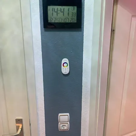 Appartement Best-preis -vip Lounge- Mit Netflix, Self-check-in, Ebike Ladestation, Fahrradraum, Wlan Und Netflix - Direkt Am Elberadweg Im Herzen Von *