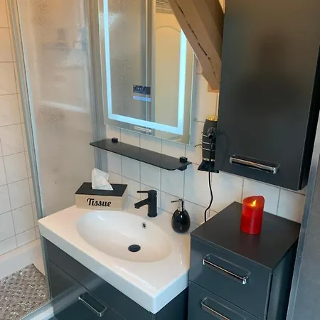 Appartement Best-preis -vip Lounge- Mit Netflix, Self-check-in, Ebike Ladestation, Fahrradraum, Wlan Und Netflix - Direkt Am Elberadweg Im Herzen Von Wittenberge