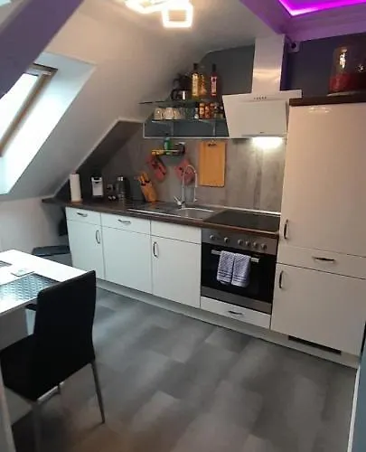 Elberadweg Vip Lounge: Riverside Comfort With Netflix & E-bike Station *