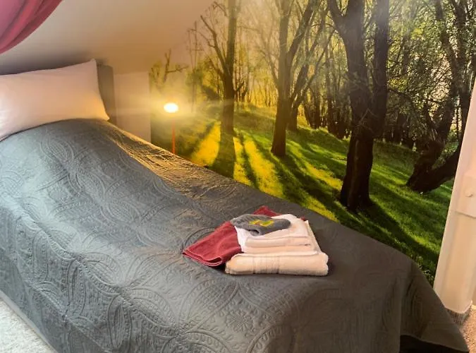 Elberadweg Vip Lounge: Riverside Comfort With Netflix & E-bike Station * Wittenberge