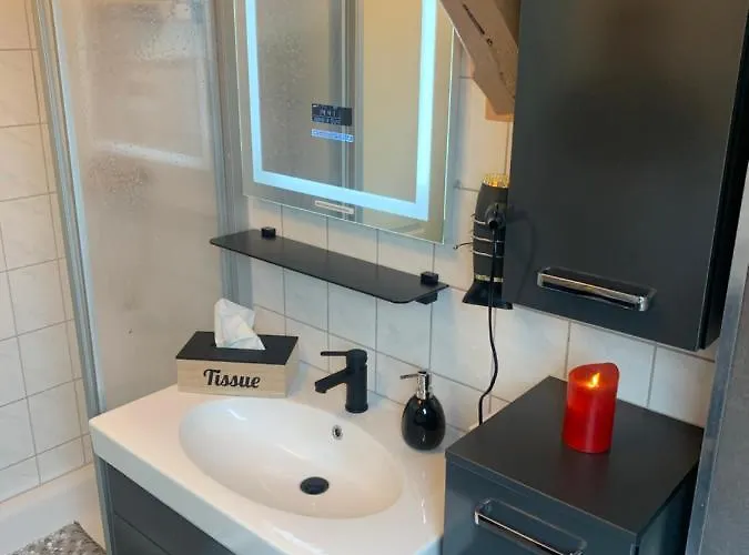 Apartment Elberadweg Vip Lounge: Riverside Comfort With Netflix & E-bike Station Wittenberge